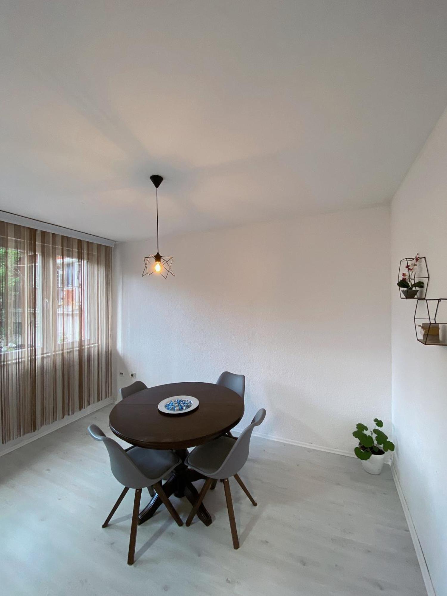 Hotspot Apartments - City Center Pristina Buitenkant foto